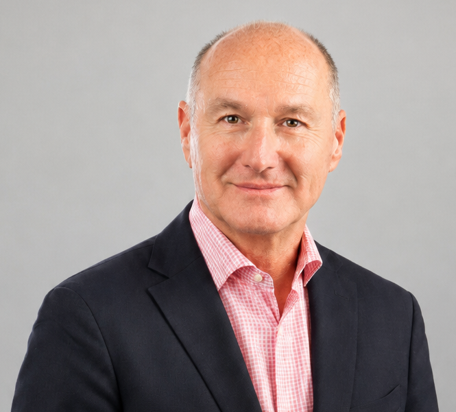Martin Kunz Headshot Light